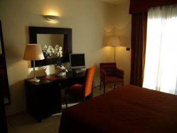 Hotel Parlapa 奥皮纳诺 外观 照片